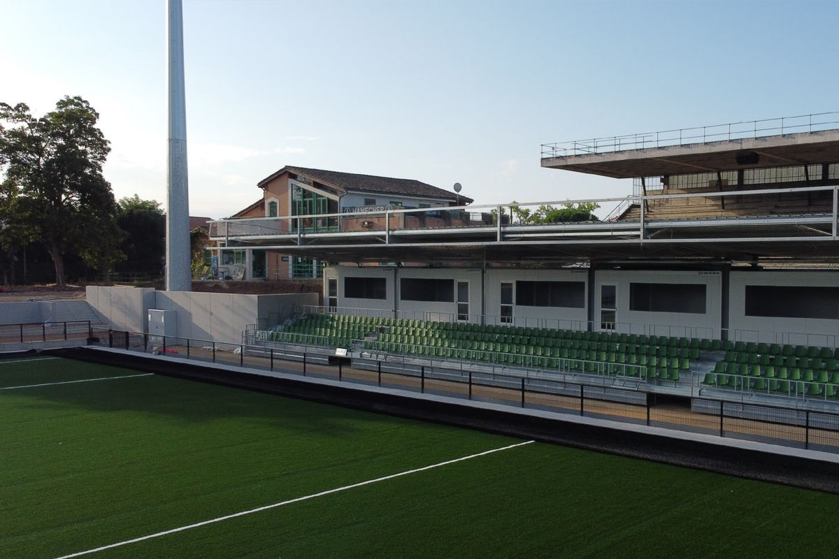 Stade-de-sapiac-tribune